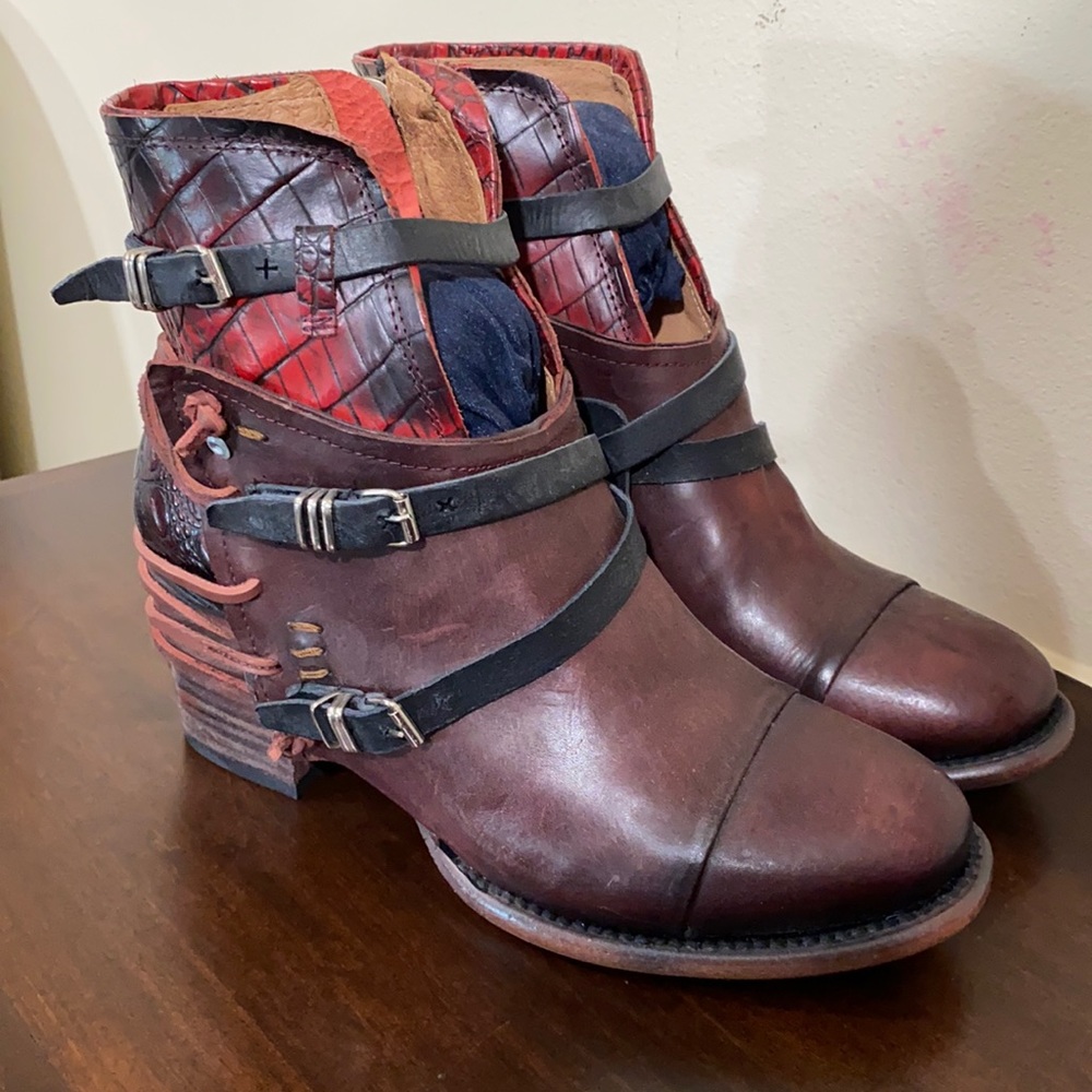 Freebird Crue booties size 10